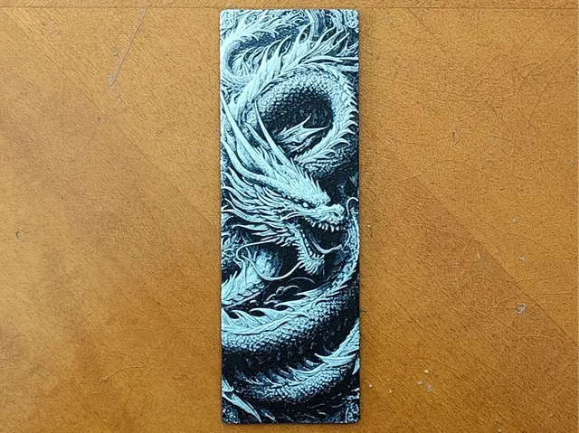 Dragon Bookmark - Hueforge