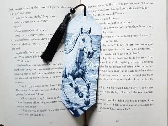 HueForge model: Bookmark, Horse, Stallion by Dame Jo
