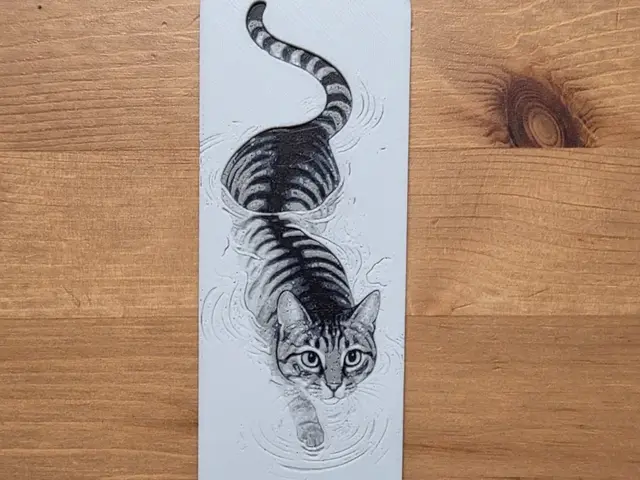 HueForge model: Cat in Water Bookmark by Morganja