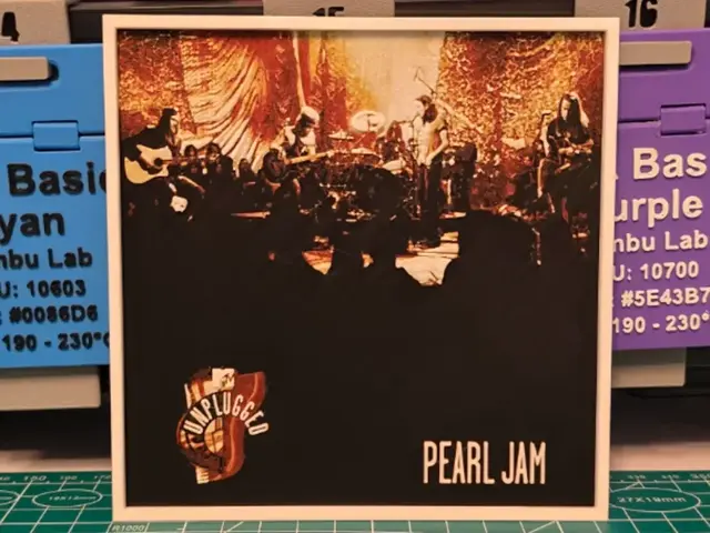 HueForge model: Pearl Jam "MTV Unplugged" Album - Hueforge Art by Lumpy3D
