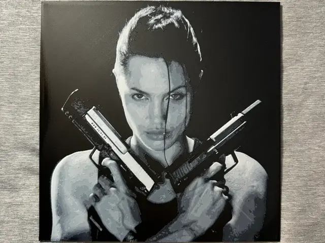 HueForge model: Lara Croft Tomb Raider Hueforge 2 by Hey Ben