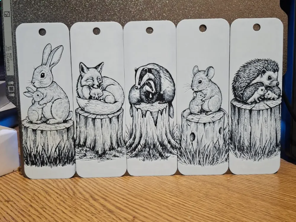 Mama forest animal bookmarks by 3dGlow HueForge model: Mama forest animal bookmarks by 3dGlow