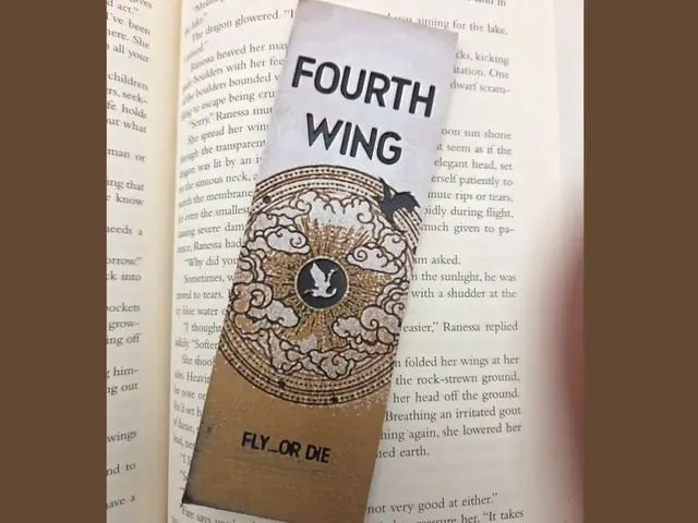 Fourth Wing 50x150mm bookmark