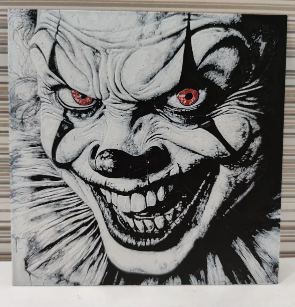 Hueforge clown by Litolunar HueForge model: Hueforge clown by Litolunar