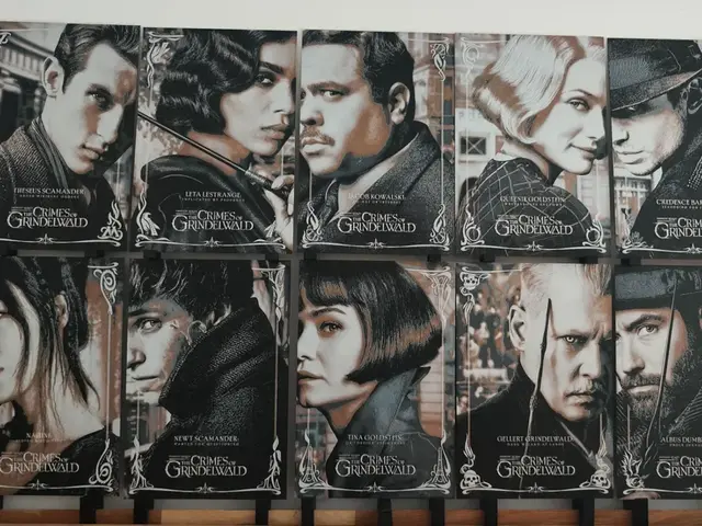 HueForge model: Poster set Fantastic beasts Crimes of Grindelwald by Altf4-Formation