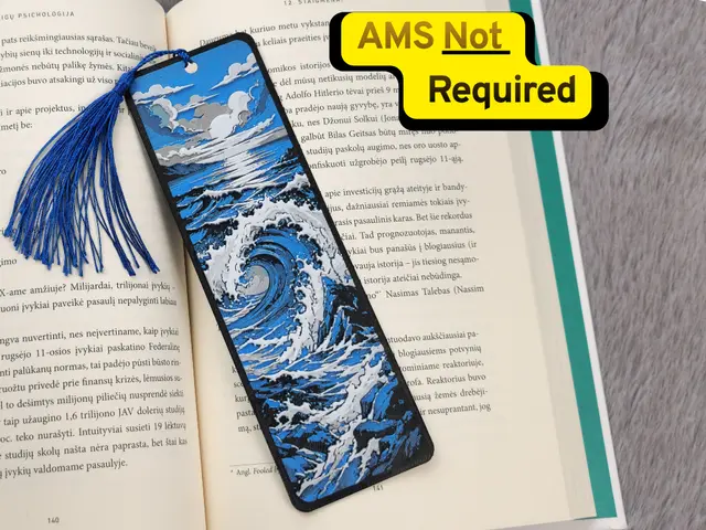 HueForge model: Moonlit Ocean Wave Bookmark by 2D Wall Art