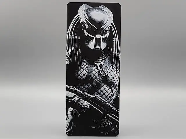 HueForge model: Predator Bookmark - 0.2 Nozzle by Sarge