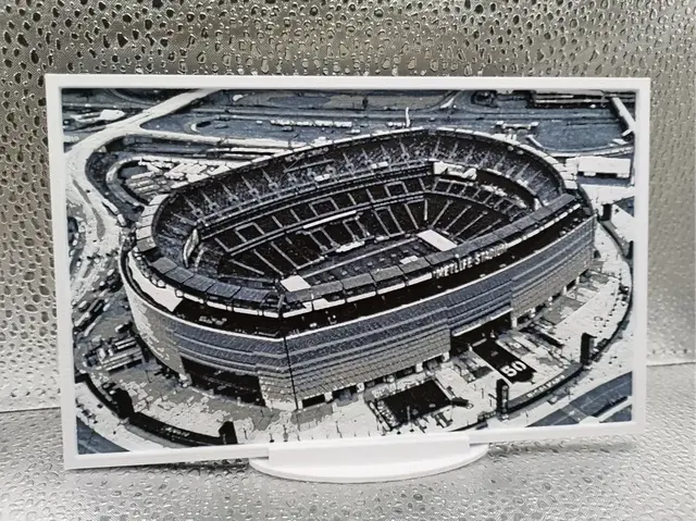 HueForge model: New York Giants – MetLife Stadium Hueforge by Borishotch Industries