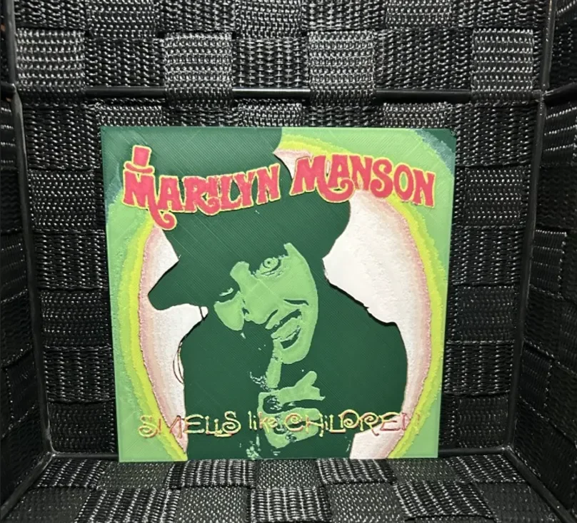 Hueforge Music Poster -Marilyn Manson Smell Like C by JoDau HueForge model: Hueforge Music Poster -Marilyn Manson Smell Like C by JoDau