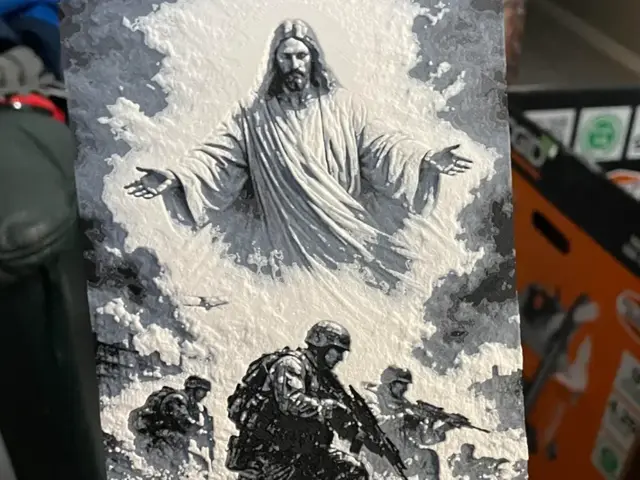 HueForge model: Jesus Watching over Soldiers Hueforge by Advancedtechworldwide