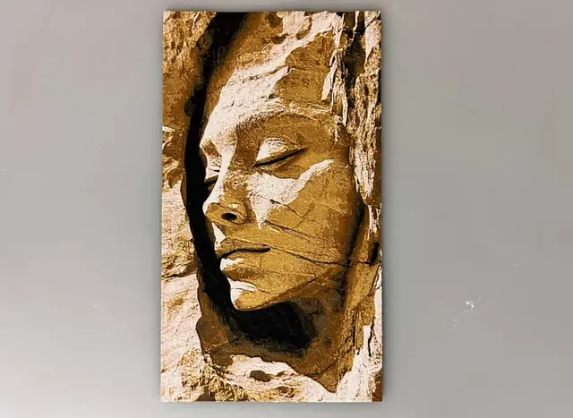 HueForge model: Face in the Rock, Faces in Places by 3djd