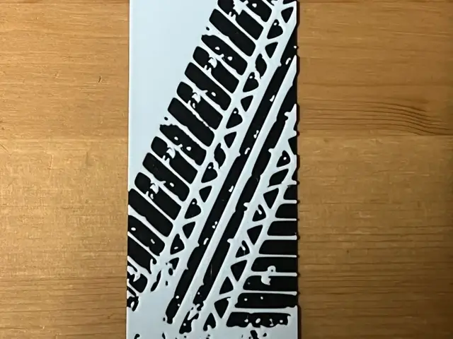 HueForge model: tyre bookmark by Morganja