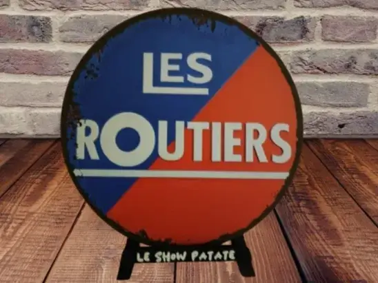 HueForge model: Vintage Les Routiers Plaque by leshowpatate