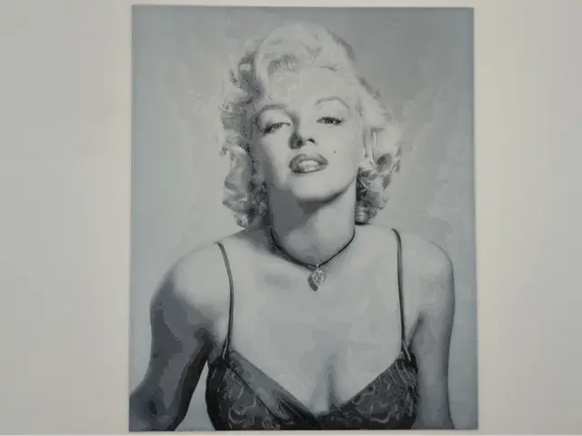 HueForge model: Marilyn Monroe - hueforge by Altf4-Formation