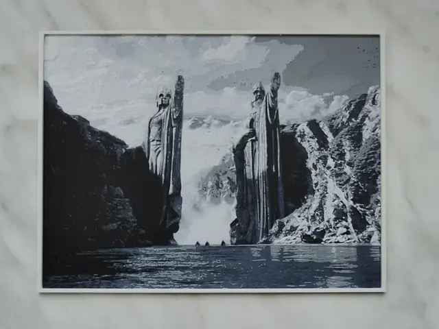 Gates of Argonath - Hueforge