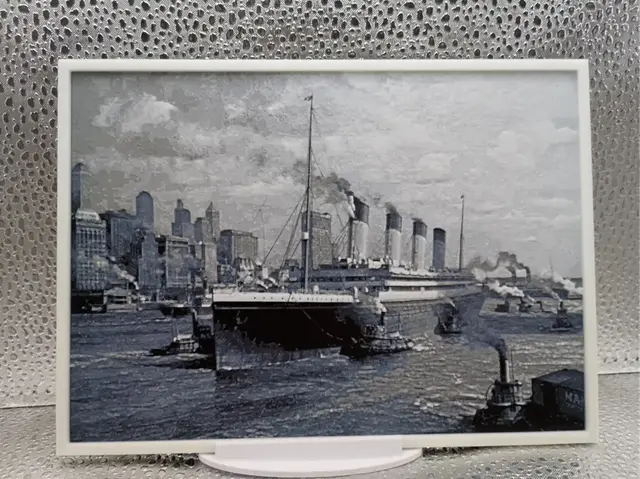 HueForge model: RMS Olympic arrives in NEW YORK hueforge by Borishotch Industries